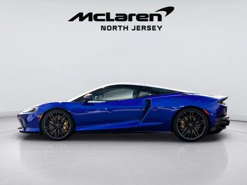 2025 McLaren GTS 