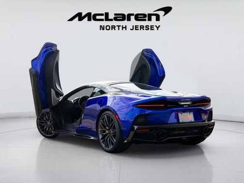2025 McLaren GTS 