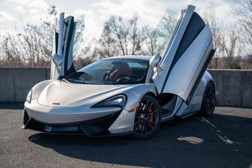 2018 McLaren 570S Base