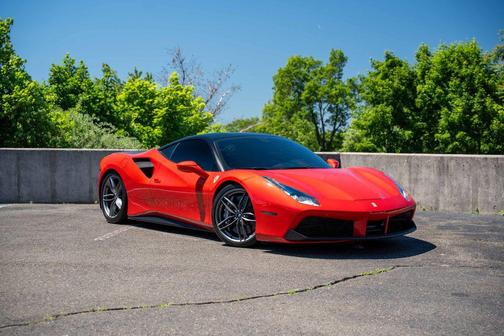 Red 2017 Ferrari 488 GTB Base