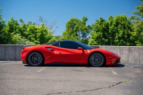 Red 2017 Ferrari 488 GTB Base