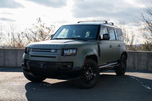 2024 Land Rover Defender 110 P400 X-Dynamic SE