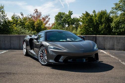 2022 McLaren GT Coupe
