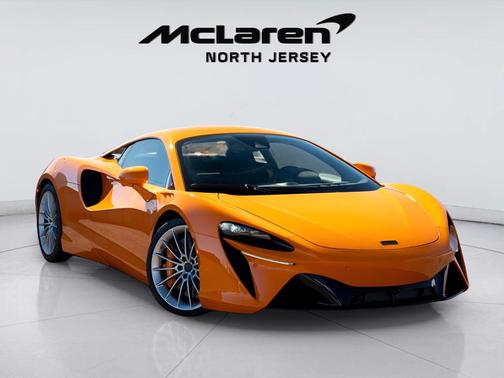 Orange 2026 McLaren Artura