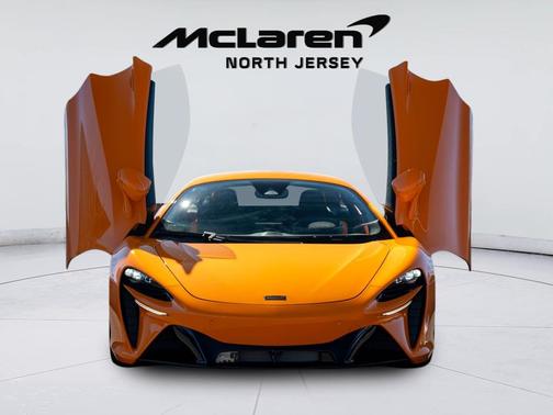 Orange 2026 McLaren Artura