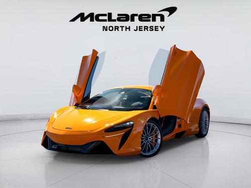 Orange 2026 McLaren Artura