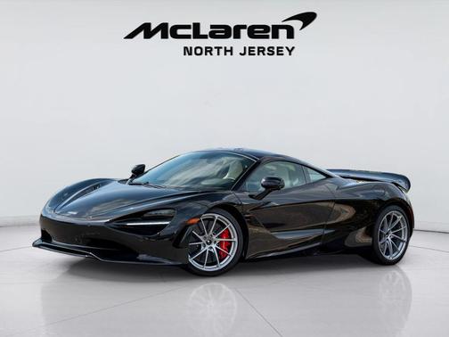 Onyx Black 2026 McLaren 750S Coupe