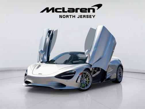 2025 McLaren 750S Spider