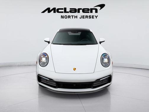 2021 Porsche 911 Carrera