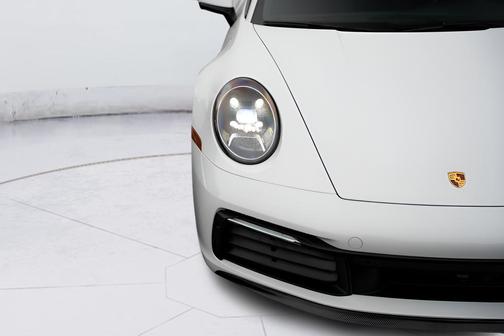 2021 Porsche 911 Carrera