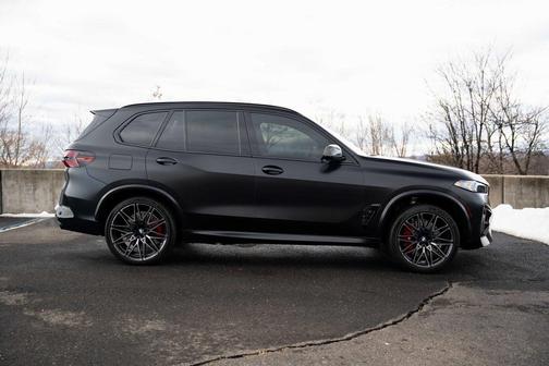 2025 BMW X5 M Base
