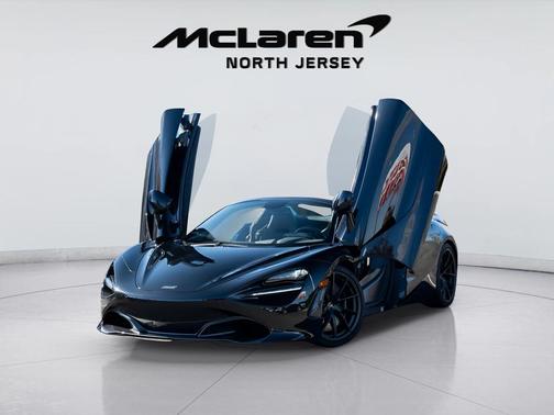 2022 McLaren 720S Luxury