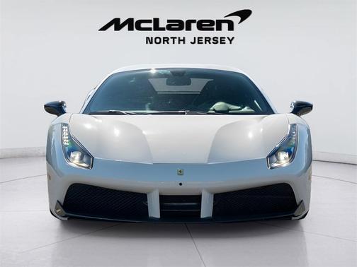 2016 Ferrari 488 GTB Base