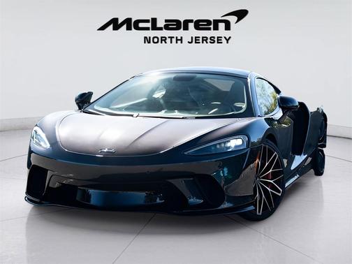 2022 McLaren GT Coupe