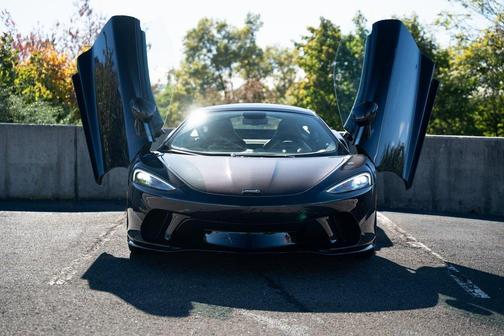 2022 McLaren GT Coupe