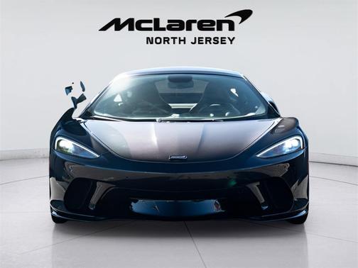 2022 McLaren GT Coupe
