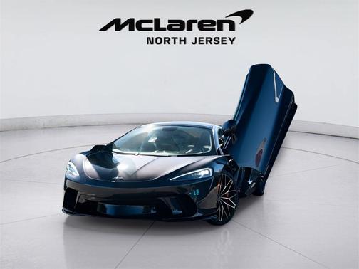 2022 McLaren GT Coupe