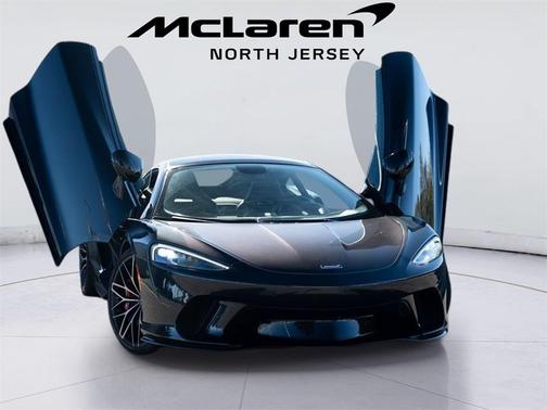 2022 McLaren GT Coupe