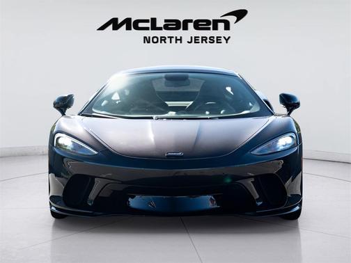 2022 McLaren GT Coupe