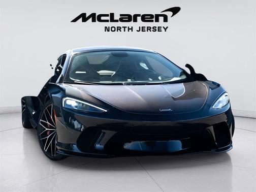 2022 McLaren GT Coupe