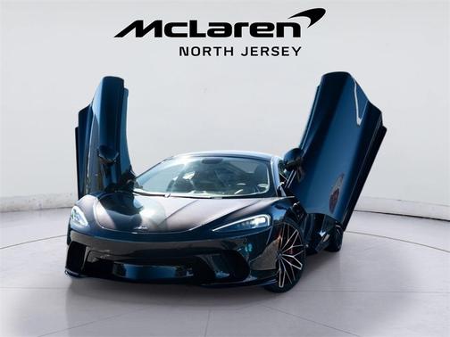2022 McLaren GT Coupe