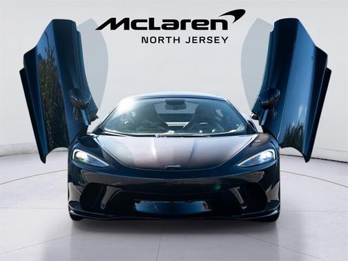 2022 McLaren GT Coupe