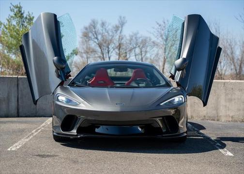 2022 McLaren GT Coupe