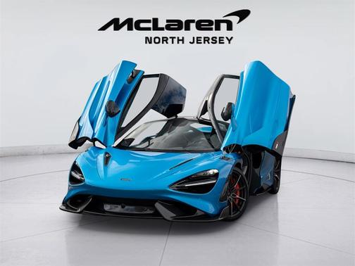 2021 McLaren 765LT Coupe