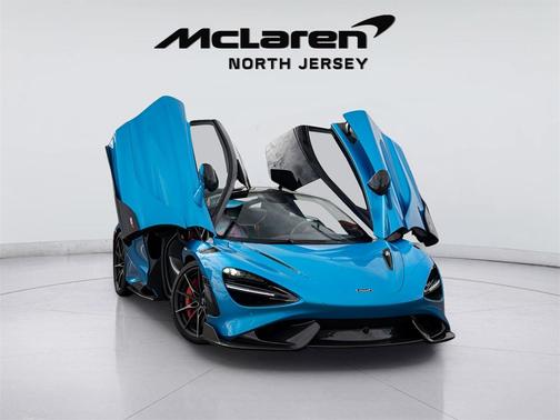 2021 McLaren 765LT Coupe
