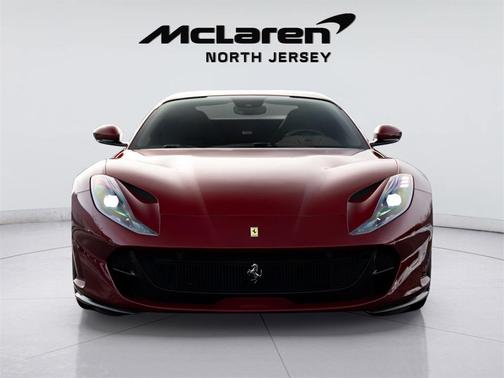 2022 Ferrari 812 GTS Base