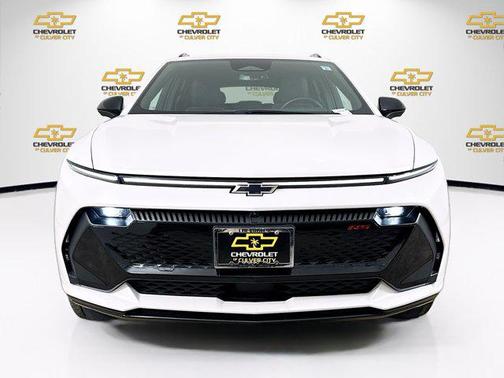 Iridescent Pearl Tricoat 2025 Chevrolet Equinox EV RS