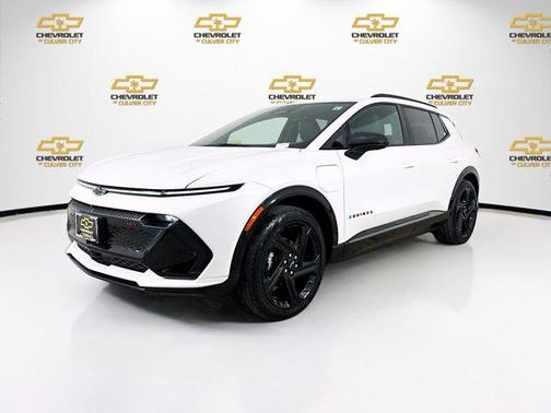 Iridescent Pearl Tricoat 2025 Chevrolet Equinox EV RS