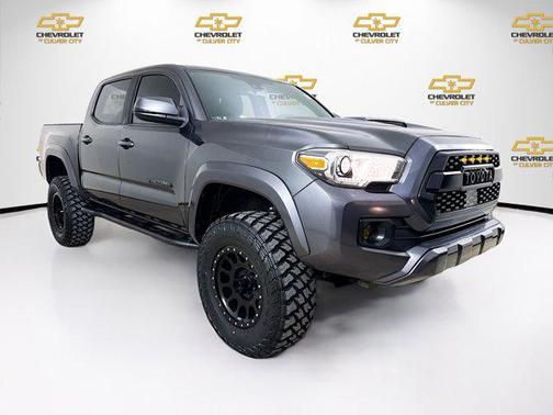 2020 Toyota Tacoma TRD Sport
