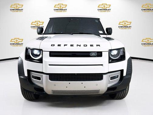 2024 Land Rover Defender 110 P300