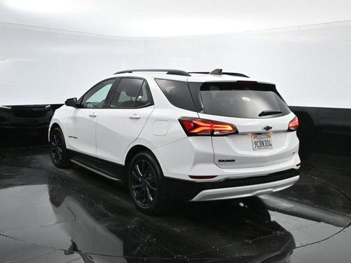 2022 Chevrolet Equinox FWD RS