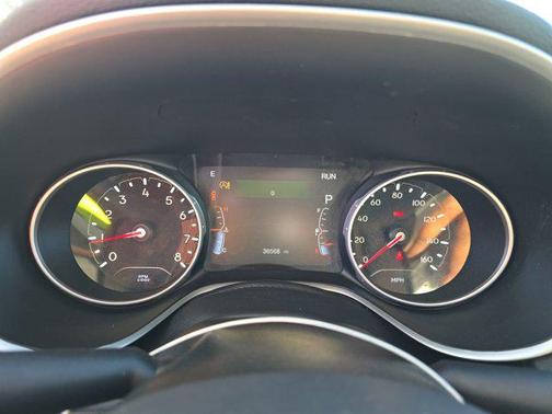 Diamond Black Crystal Pearlcoat 2020 Jeep Compass Latitude