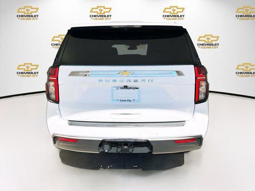 2023 Chevrolet Suburban LS