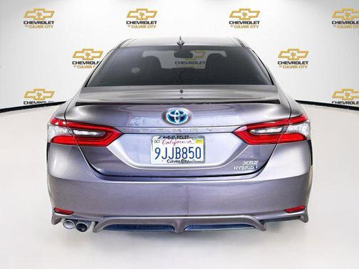 2024 Toyota Camry Hybrid SE