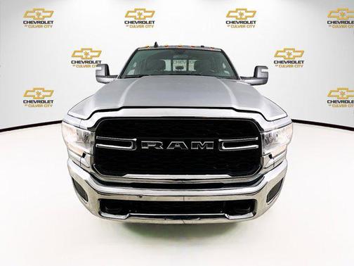2024 RAM 3500 Tradesman Crew Cab 4x4 8' Box