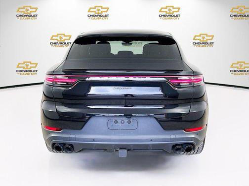 2022 Porsche Cayenne Platinum Edition