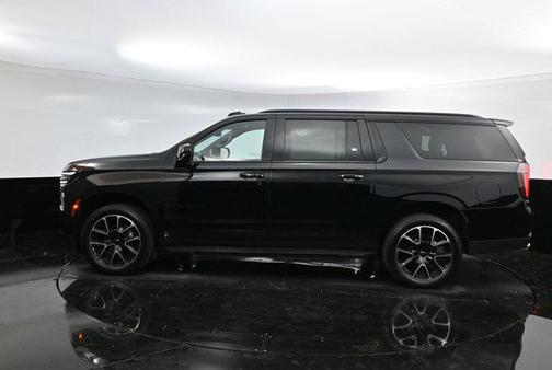 2025 Chevrolet Suburban RST