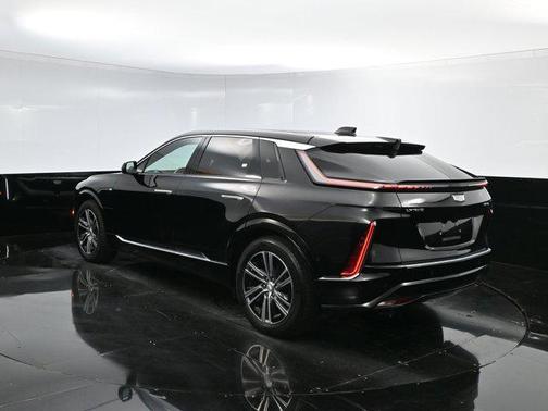 2024 Cadillac LYRIQ Luxury w/1SD