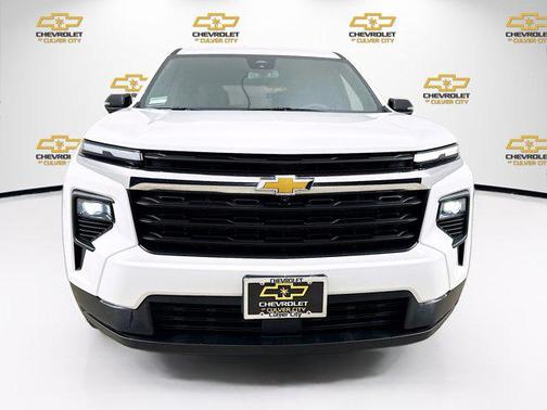 2024 Chevrolet Traverse LS