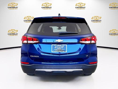 Blue Glow Metallic 2023 Chevrolet Equinox 1LT