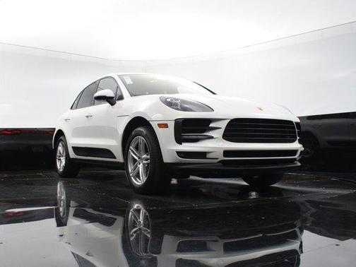 2020 Porsche Macan Base