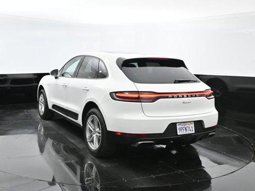 2020 Porsche Macan Base