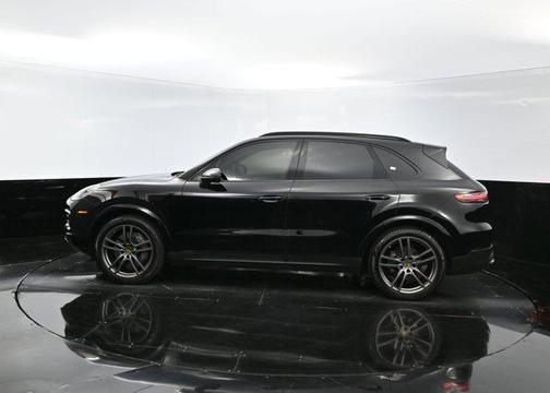 2022 Porsche Cayenne Platinum Edition