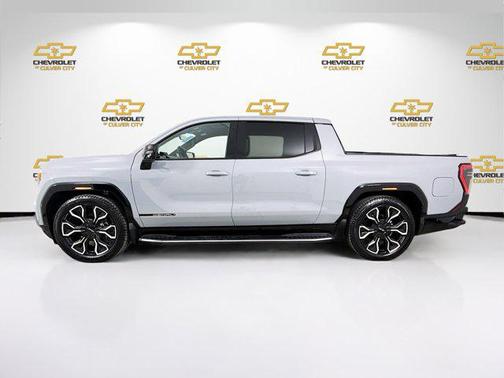 2024 GMC Sierra EV Denali Edition 1