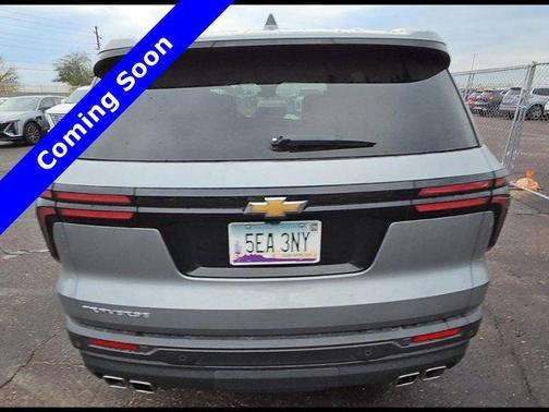 2024 Chevrolet Traverse LS