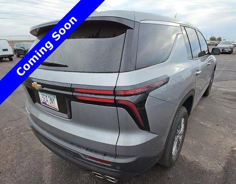 2024 Chevrolet Traverse LS